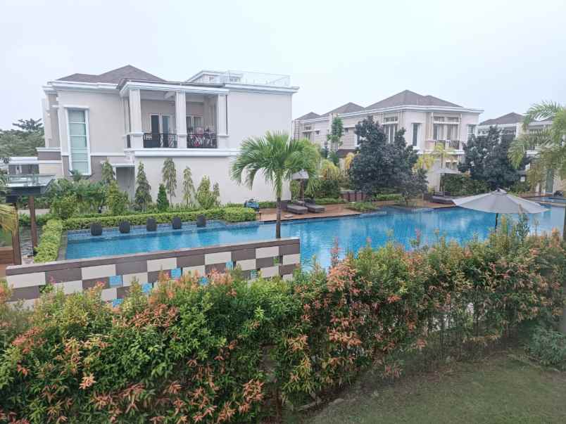 disewakan rumah hook 2 lantai di orchard park batam ce