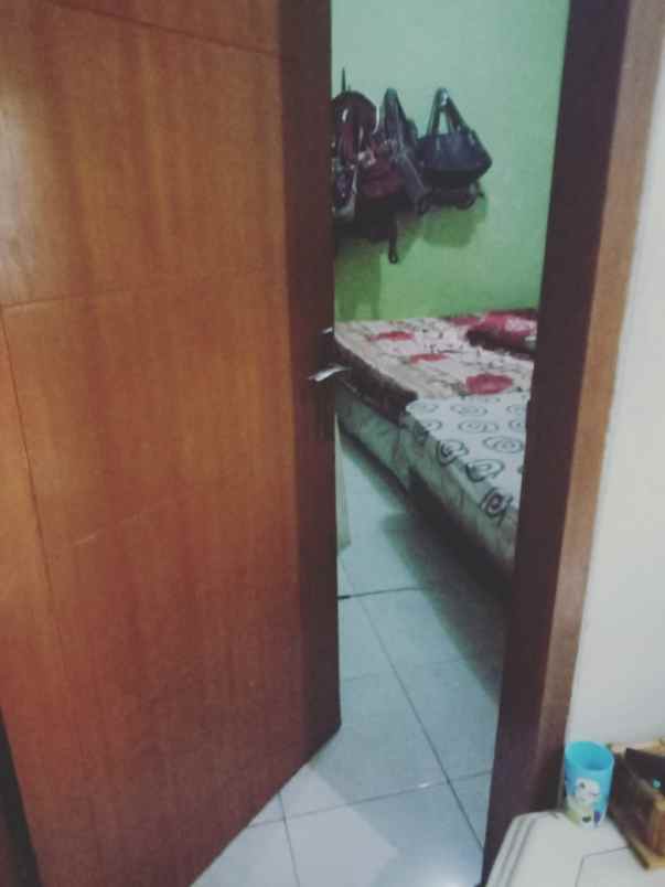 disewakan rumah jl rajawali kel ciroyom