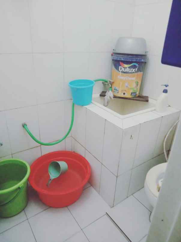 disewakan rumah jl rajawali kel ciroyom