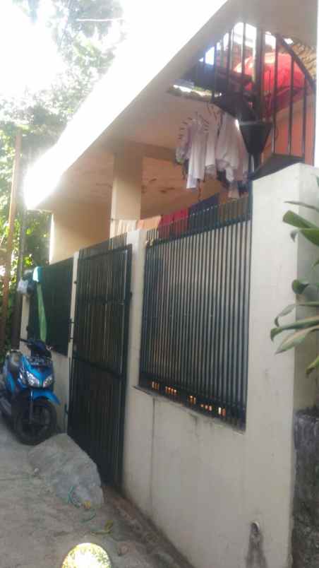 disewakan rumah jl rajawali kel ciroyom