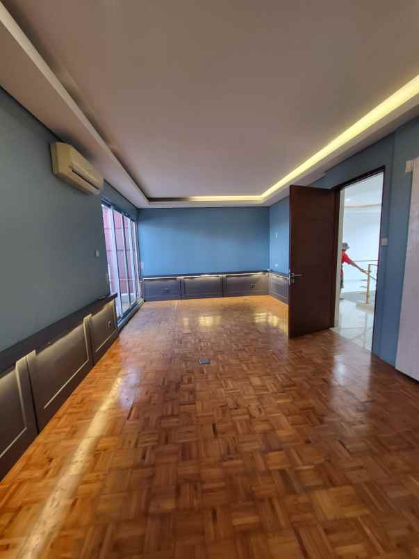 disewakan rumah jl tunda bara cilandak