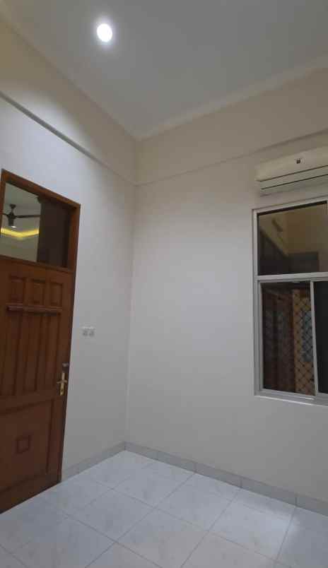 disewakan rumah kelapa gading