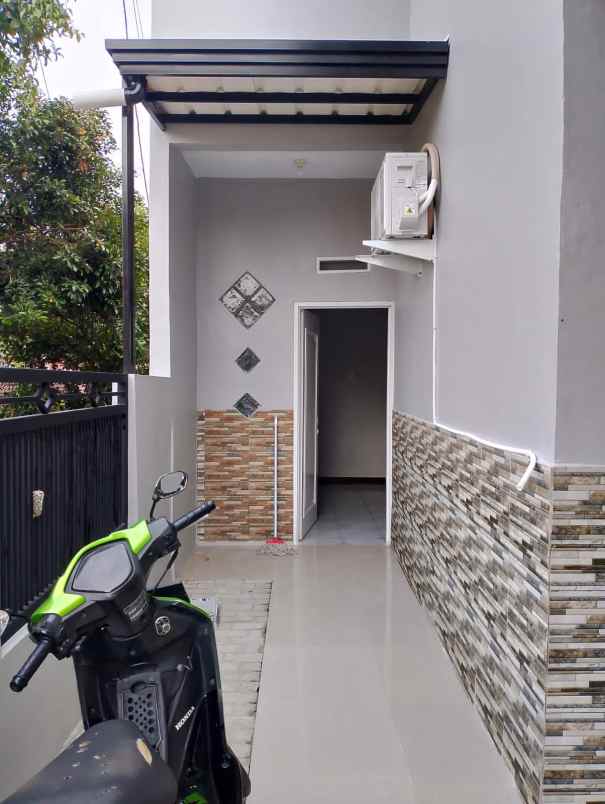 jual cepat rumah modern tanah luas legalitas shm