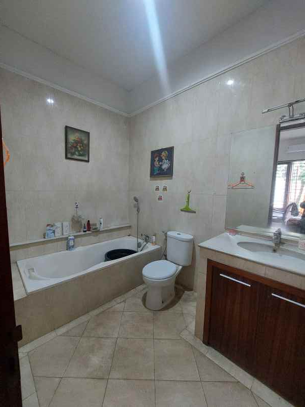 jual rumah 2 lantai di kalibata jakarta selatan