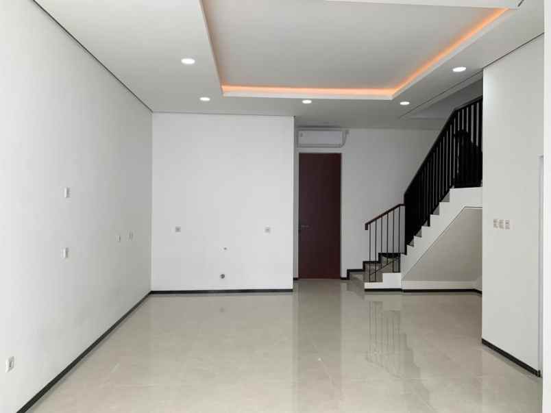 jual rumah baru pluit murni jak ut