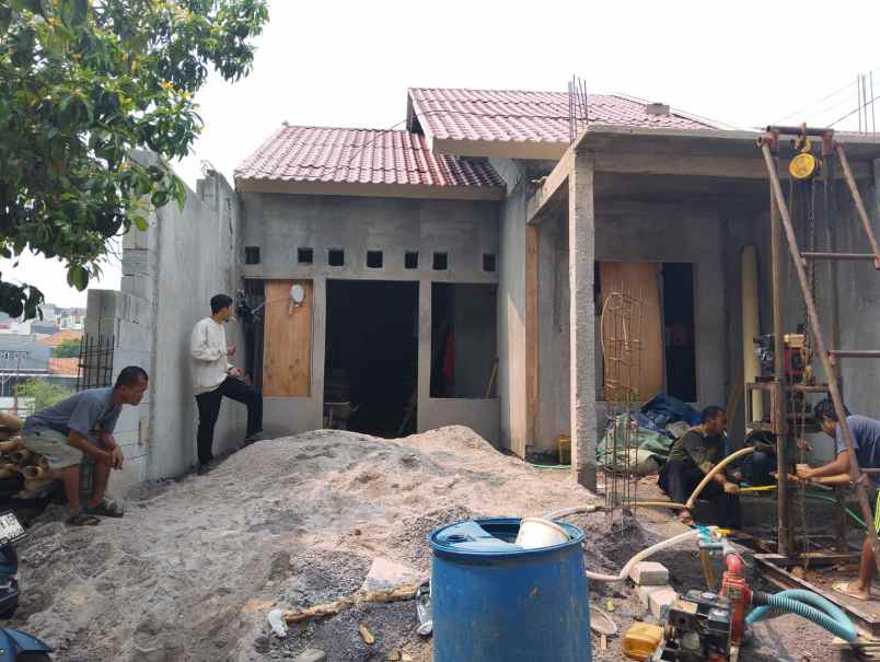 jual rumah keluarga 4 kamar tidur ujung berung