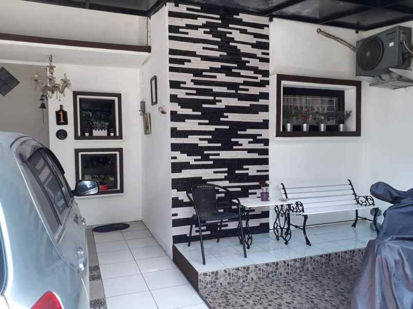 jual rumah komplek meruya selatan