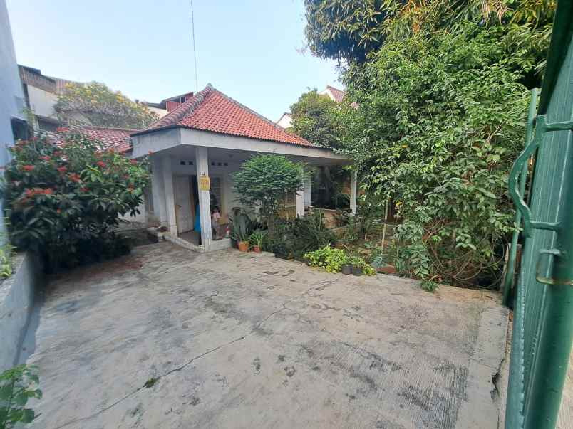 jual rumah lama hitung tanah di lokasi premium