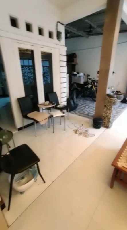 jual rumah second lokasi strategis di ciledug 1m an