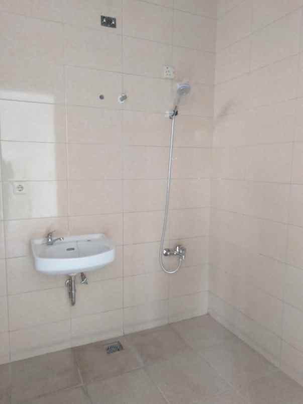 jual rumah siap huni kota wisata cibubur