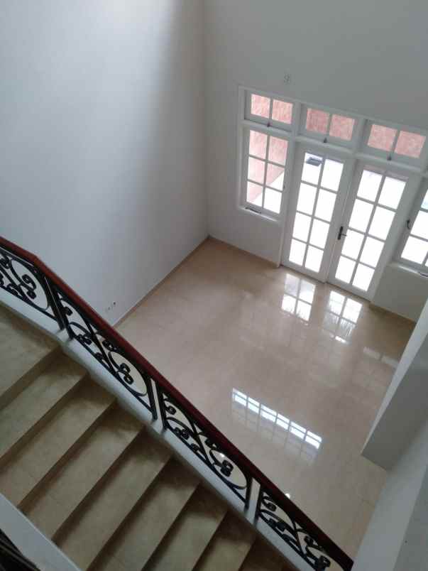 jual rumah siap huni kota wisata cibubur