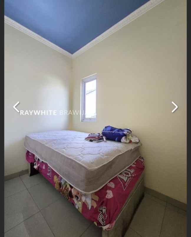 jual rumah strategis bangunan terawat