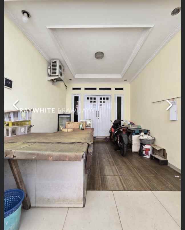jual rumah strategis bangunan terawat