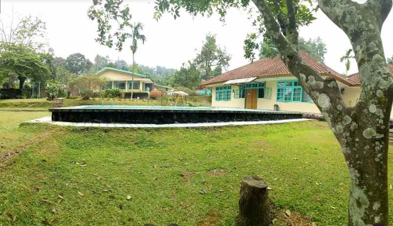 jual villa di megamendung puncak