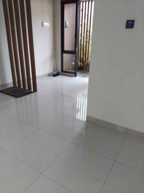 kota wisata bogor 2 lantai harga awal