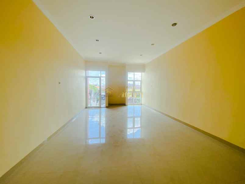 ruko 2 lantai termurah strategis 4 menit ke malioboro