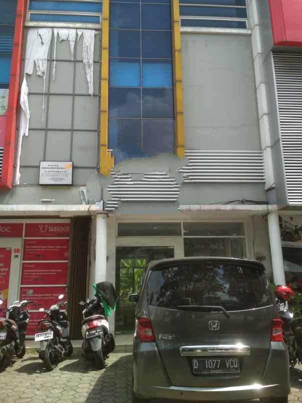 ruko baru jl kesehatan bintaro 3 lantai 180 jt thn