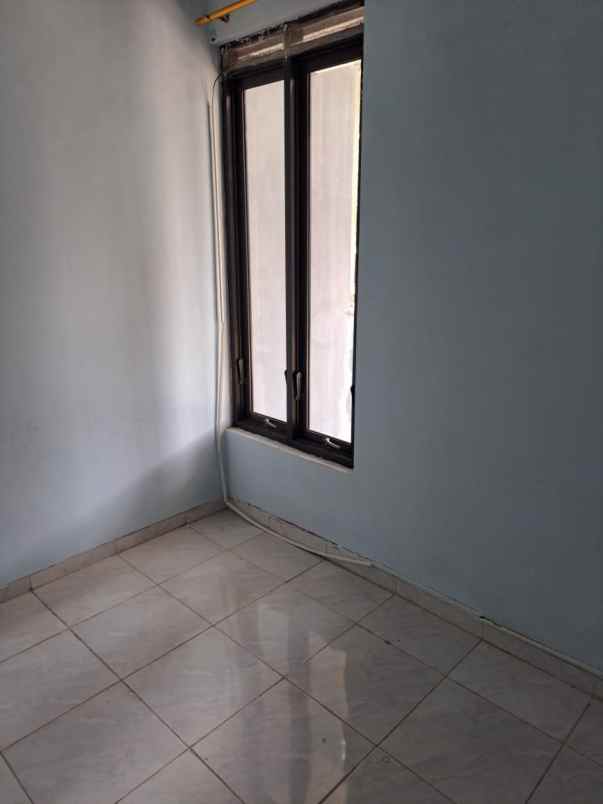 rumah 1 lantai asri aman dan nyaman di joyogrand