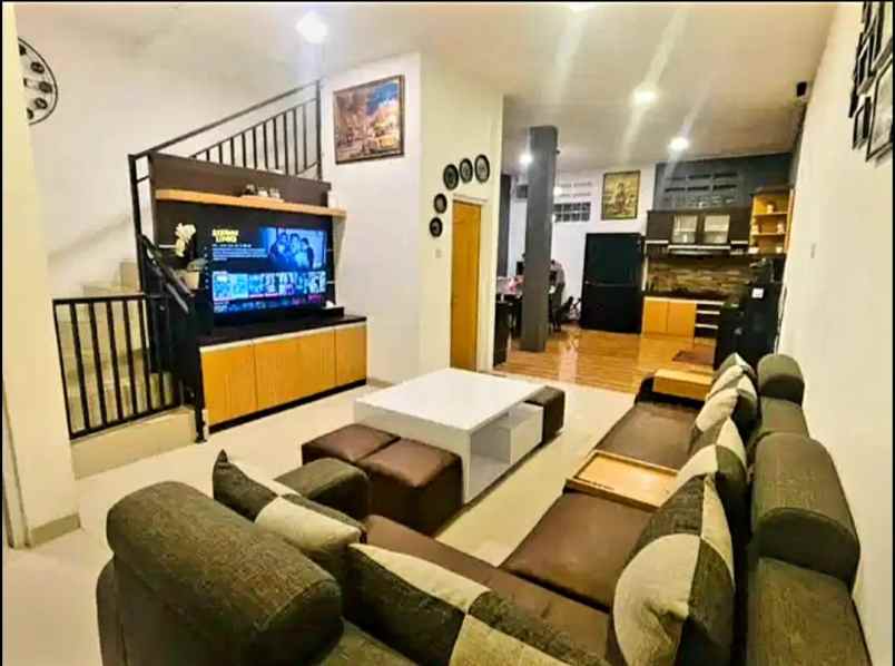 rumah asri strategis di kota bandung padasuka dijual