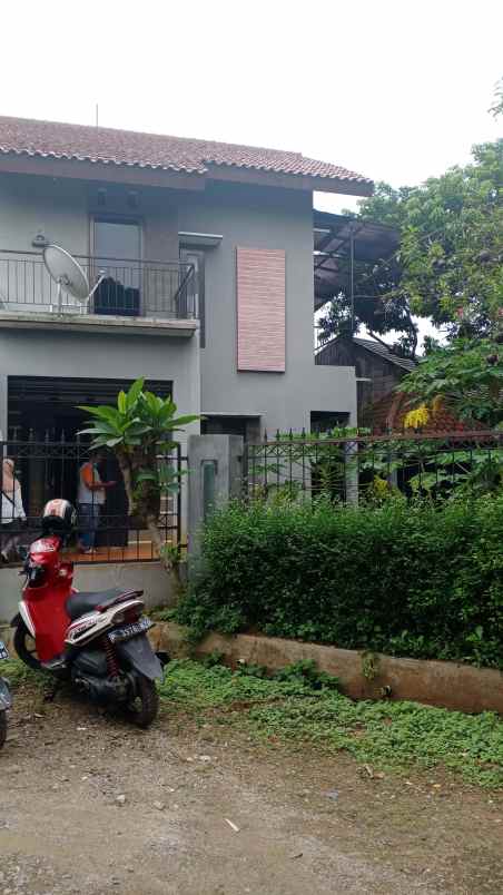 rumah bambu apus pamulang tangsel