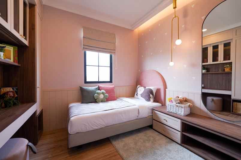 rumah baru 2 lantai attic bintaro