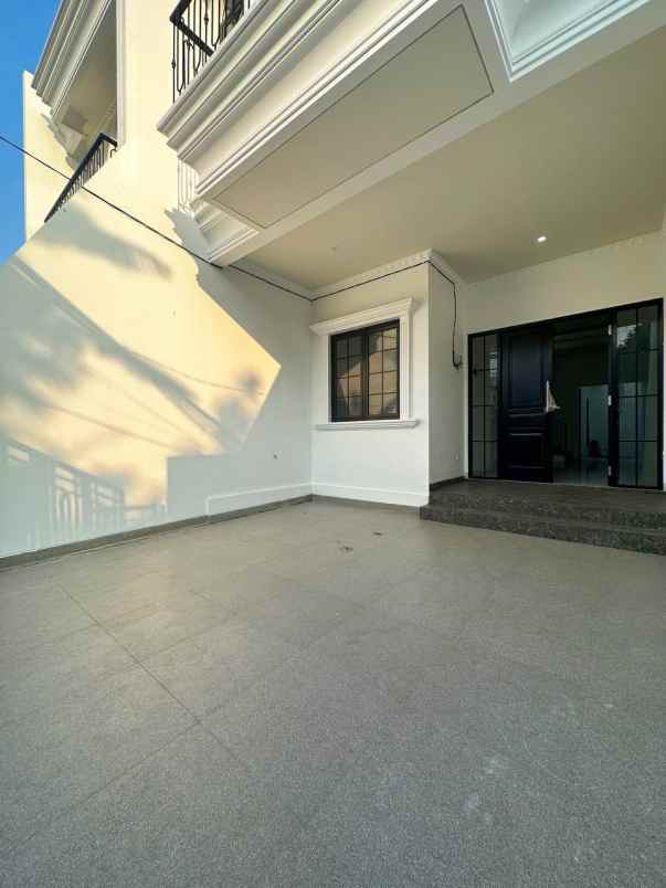 rumah baru 2 lantai pusat akses cipinang jakarta timur