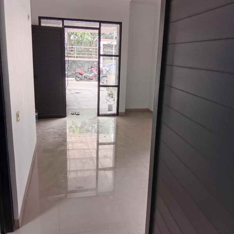 rumah baru dua lantai margacinta buahbatu bandung