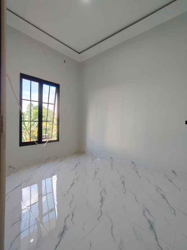 rumah baru klasik modern di setu cipayung jaktim