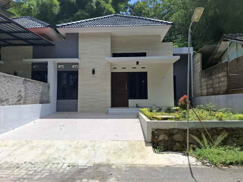 rumah baru siap huni di dalam perumahan p4a