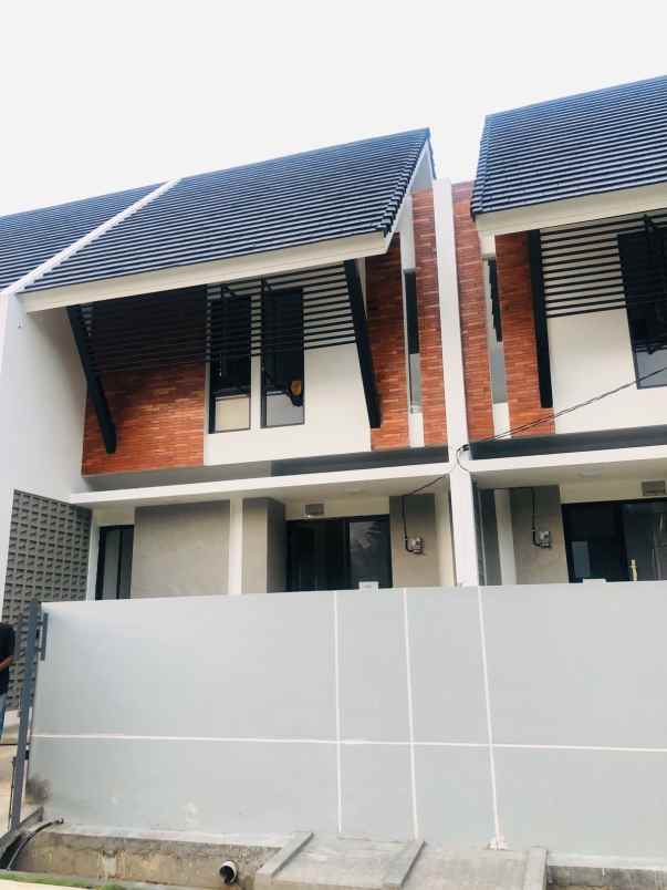 rumah baru siap huni lokasi terdepan harapan indah