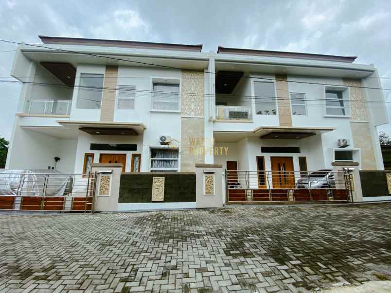 rumah besar 4 kamar di ngaglik siap huni harga nego