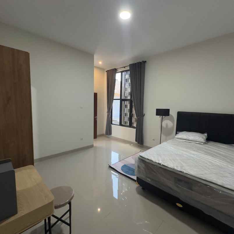 rumah bonus furnish palagan km 6 selatan hotel hyatt