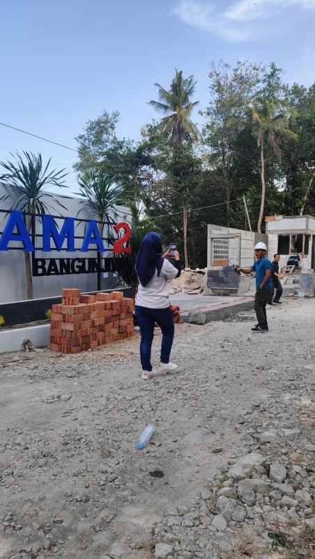 rumah cantik modern di perumahan dekat kampus umy