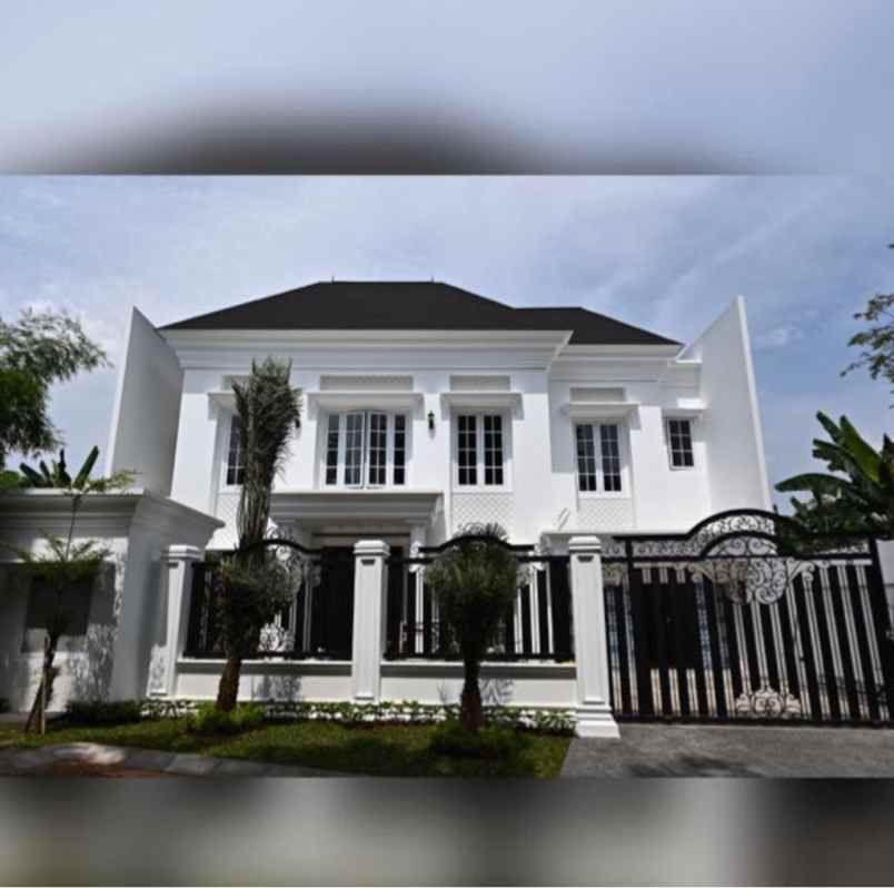 rumah classic mewah jakarta selatan