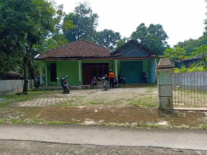 rumah dekat smkn kedawung sragen