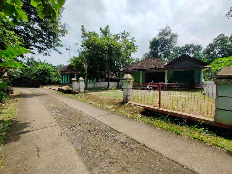 rumah dekat smkn kedawung sragen