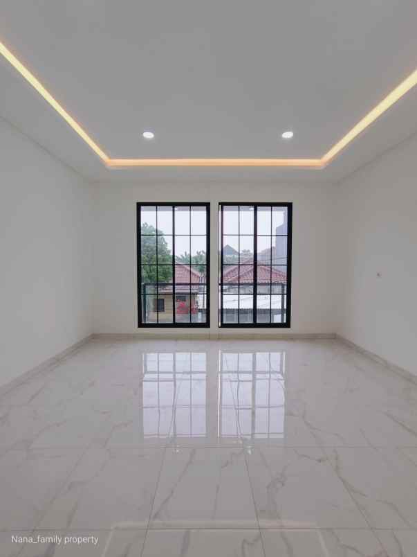 rumah dijual brand new kembangan jakarta barat