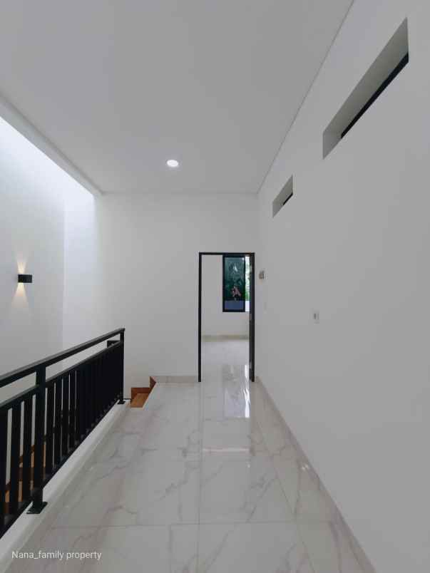 rumah dijual brand new kembangan jakarta barat