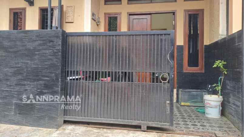 rumah dijual cepat di dalam gang tanah baru rina