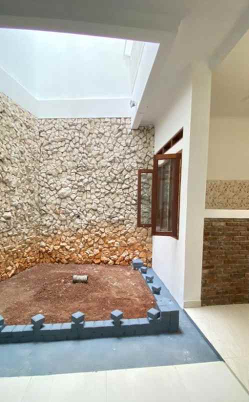 rumah dijual di kramat jati jaktim