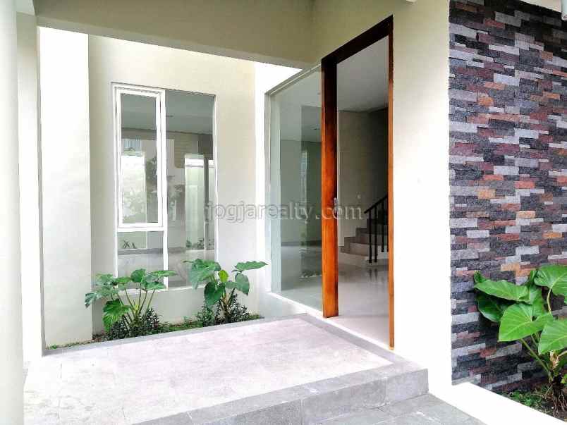 rumah dijual jogja perum elite jakal depok sleman