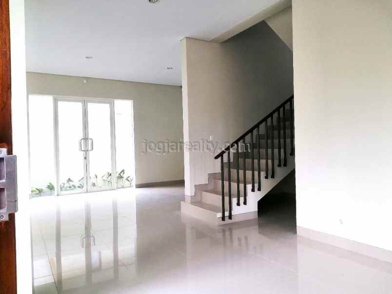 rumah dijual jogja perum elite jakal depok sleman