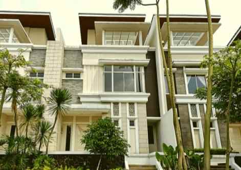 rumah emerald cove gading