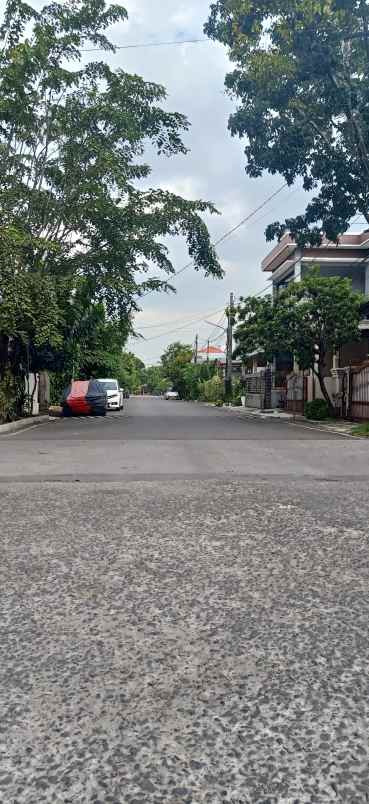 rumah hook dekat mall di tytian kencana bekasi