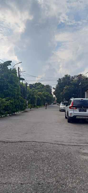 rumah hook dekat mall di tytian kencana bekasi