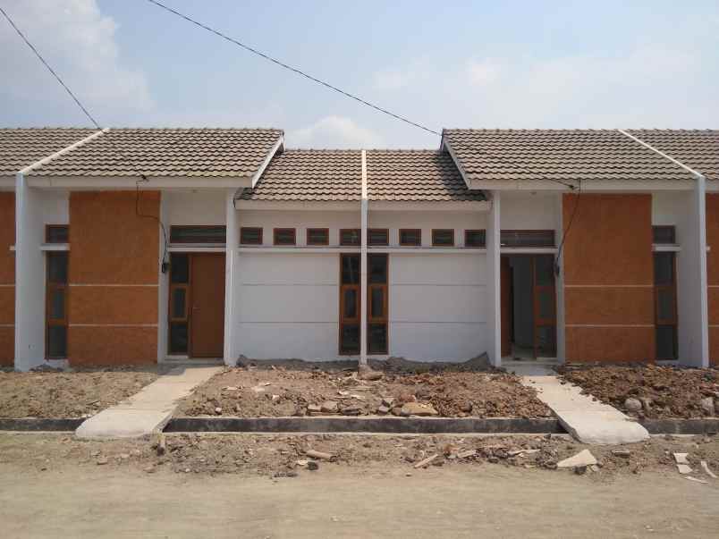 rumah jl desa sukamanah sukahurip