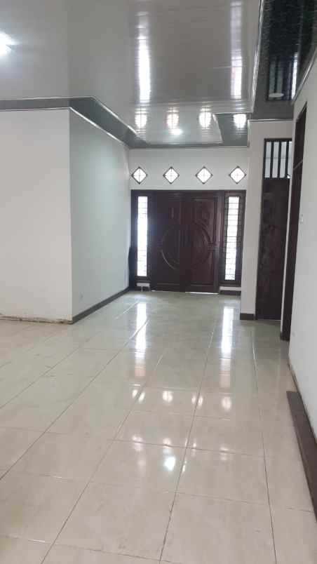 rumah jln niaga kemsng pratama 1