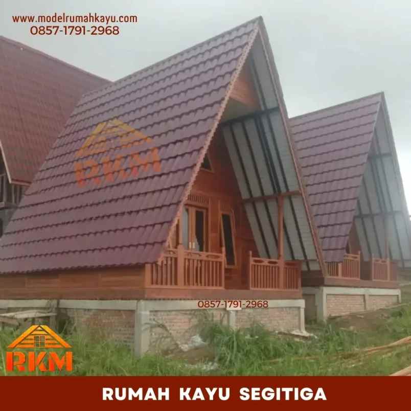 rumah kayu segitiga ukuran 5x6 meter 1 lantai