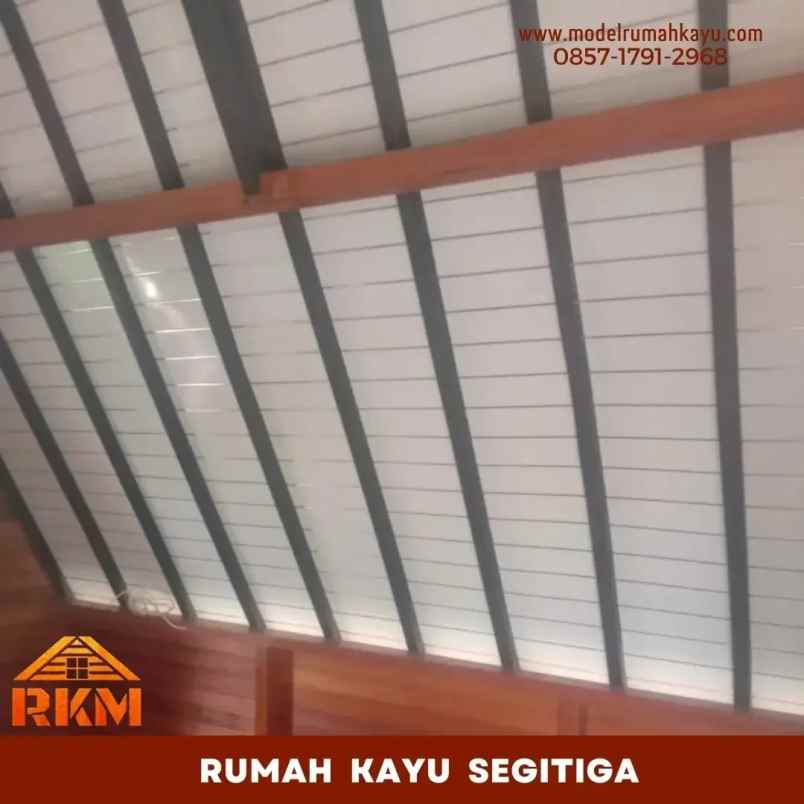 rumah kayu segitiga ukuran 5x6 meter 1 lantai