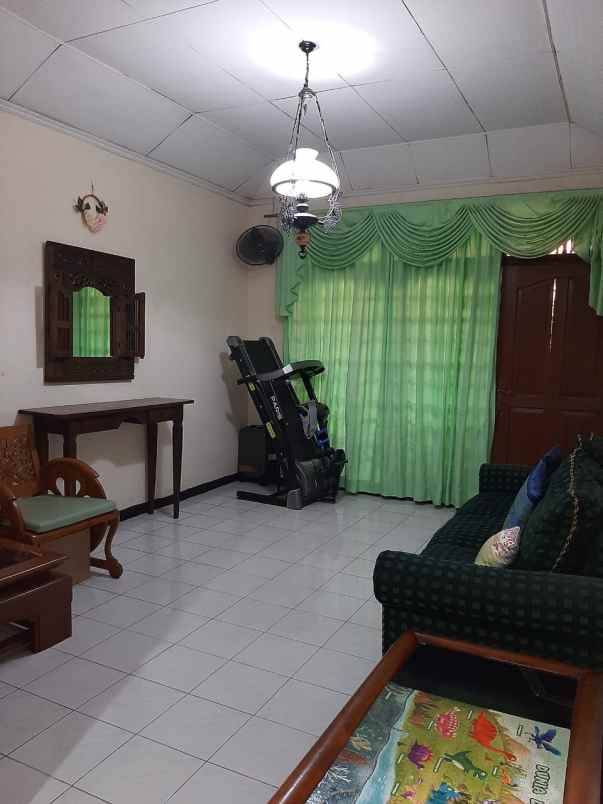 rumah kebayoran lama bebas banjir